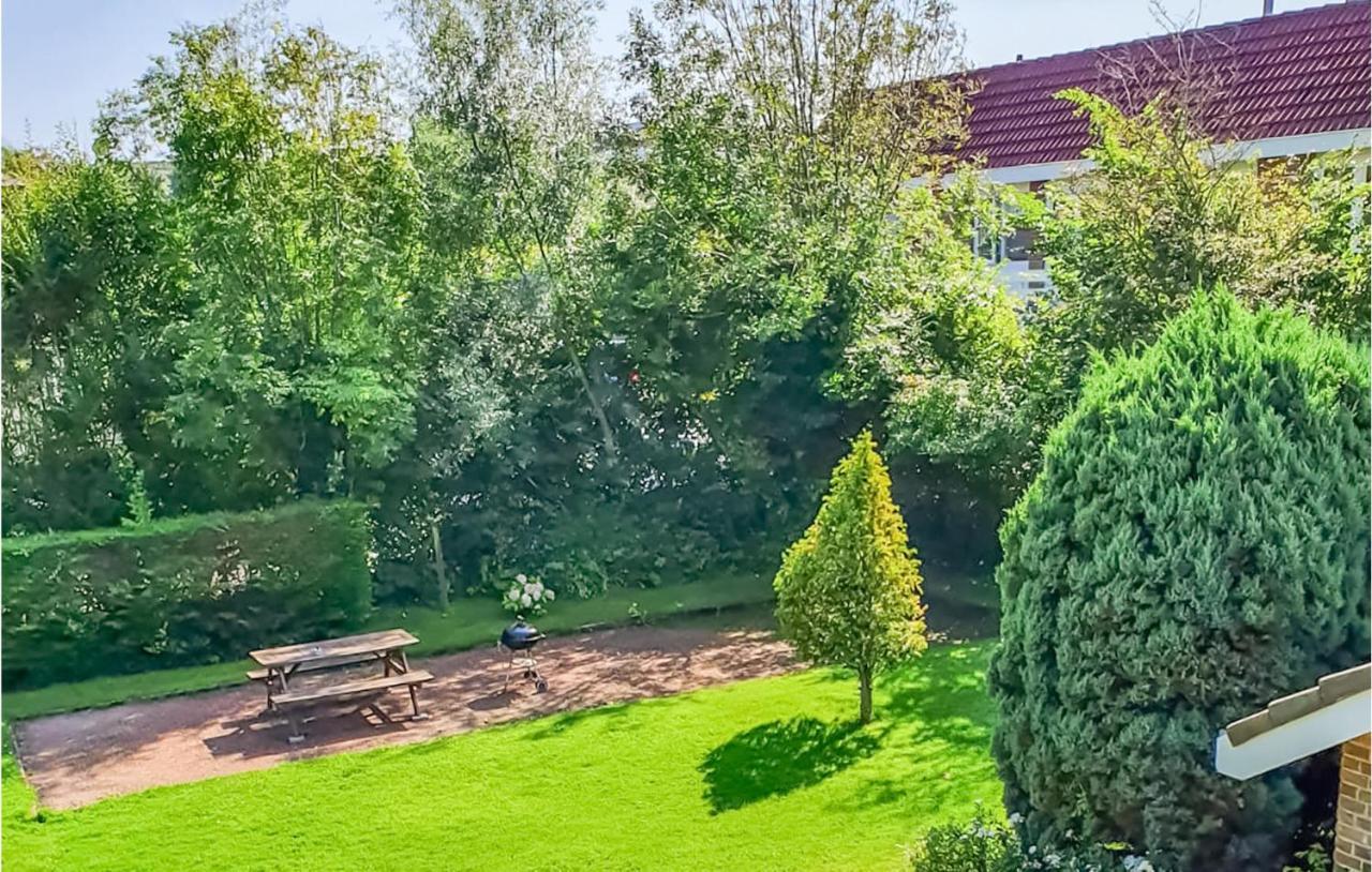 Cozy Apartment In Zoutelande With Wifi Exterior foto